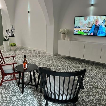 Palac Daun - Studio Apartments 兹诺伊莫 外观 照片
