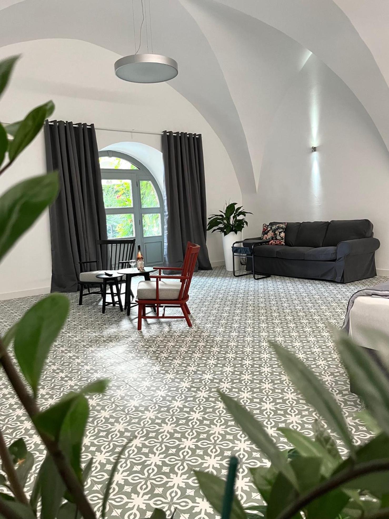 Palac Daun - Studio Apartments 兹诺伊莫 外观 照片