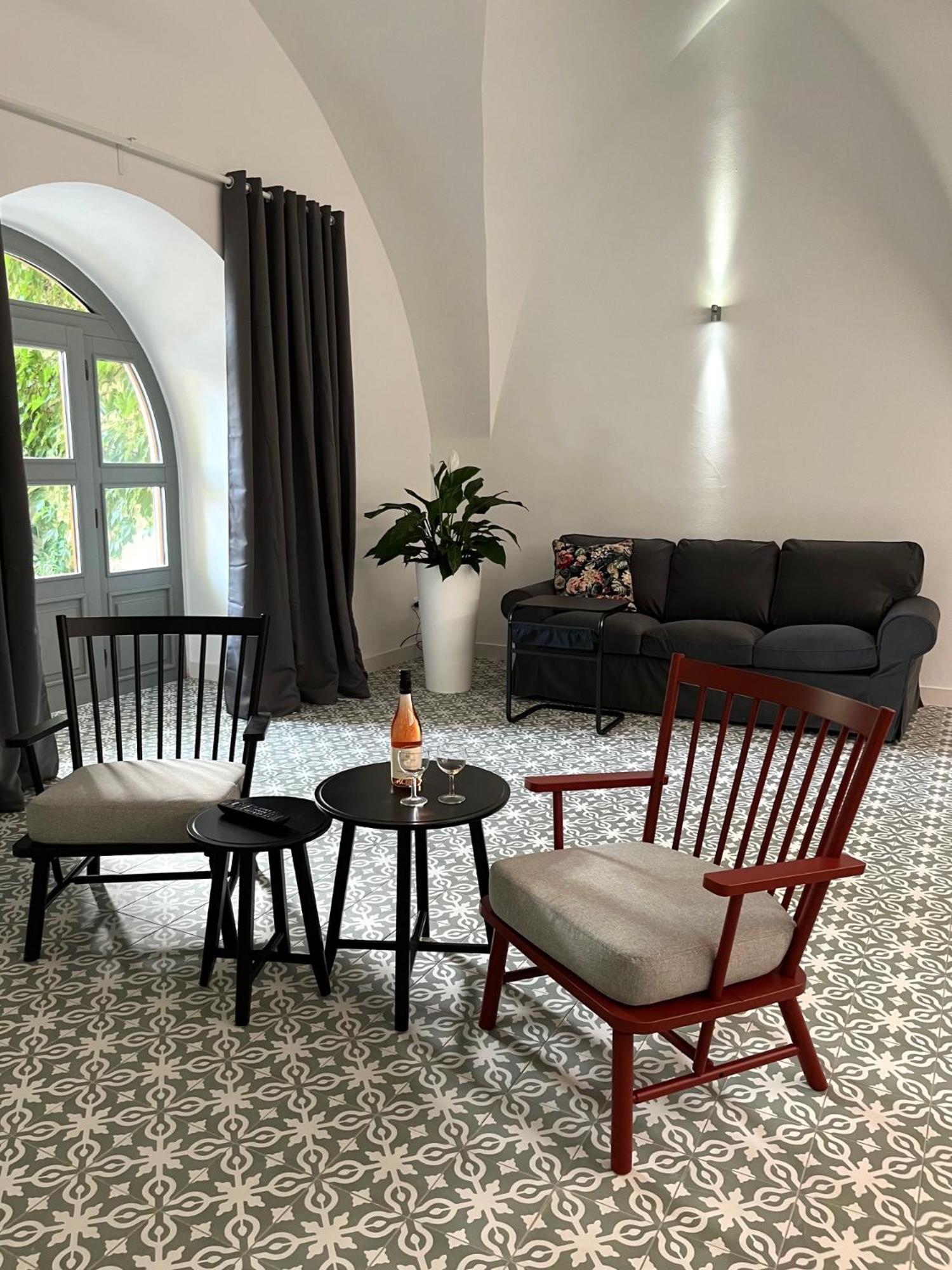 Palac Daun - Studio Apartments 兹诺伊莫 外观 照片